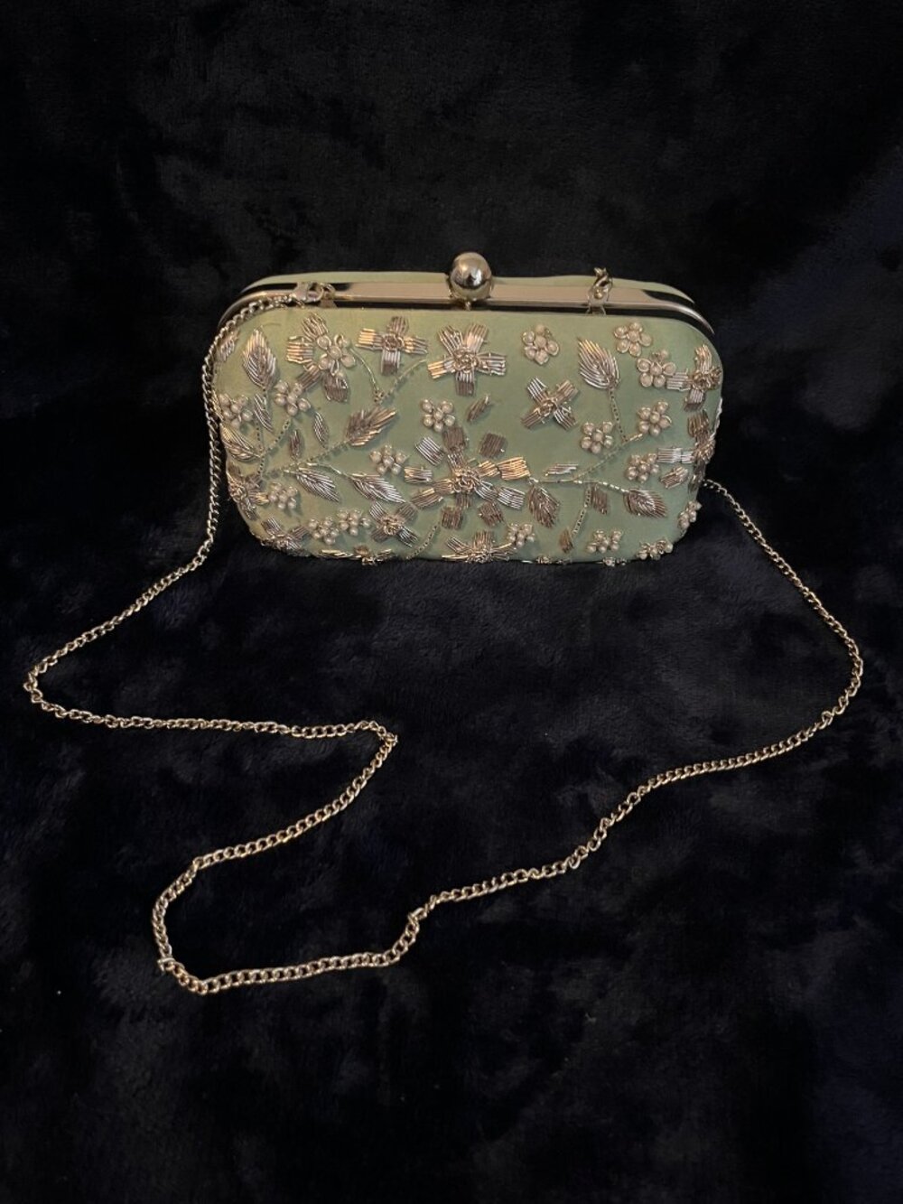 Jewel Badgley Mischka Clover Beaded Floral Clutch - Teal - Brand New Evening Bag